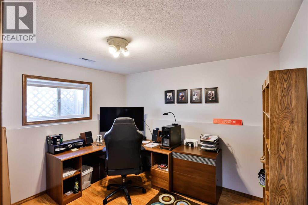 132 Alder Place, Vulcan, Alberta  T0L 2B0 - Photo 28 - A2251309