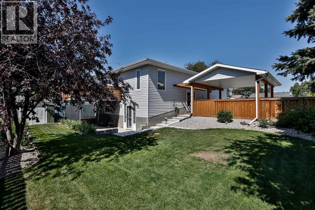 132 Alder Place, Vulcan, Alberta  T0L 2B0 - Photo 2 - A2251309