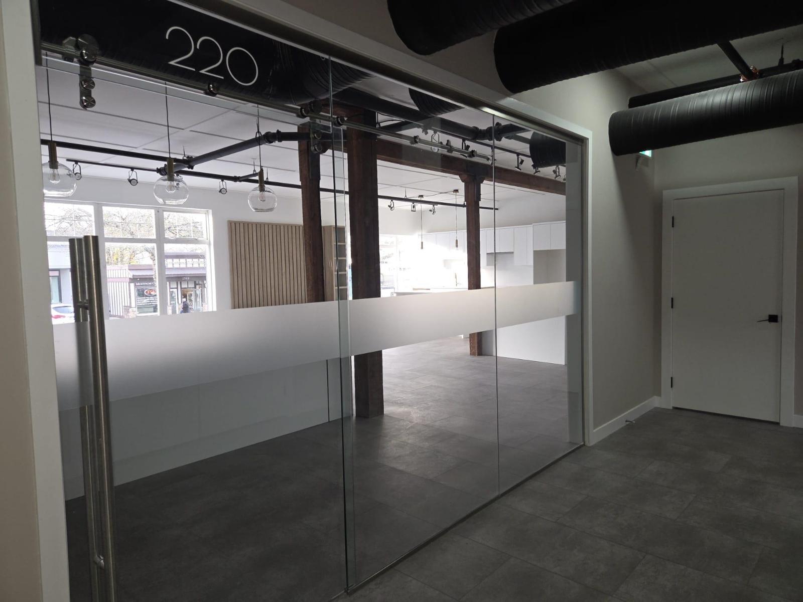 220 2556 Montrose Avenue, Abbotsford, British Columbia  V2S 3T3 - Photo 4 - C8074333