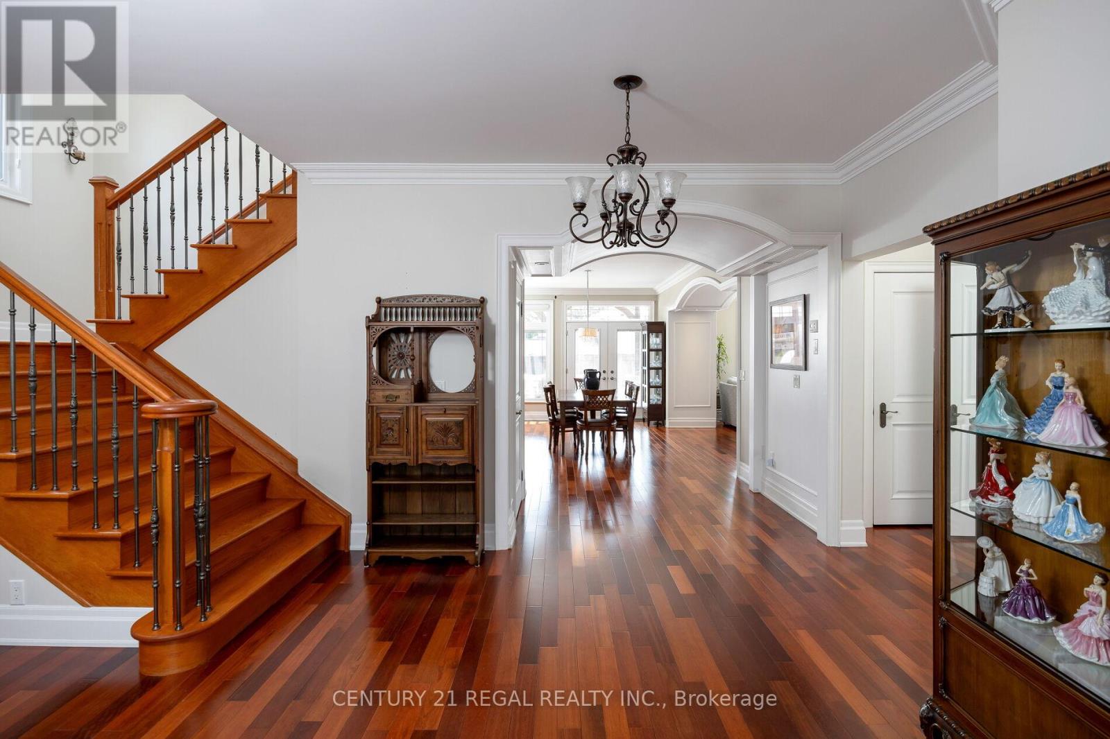 127 Sultana Avenue, Toronto, Ontario  M6A 1T6 - Photo 11 - C12469793