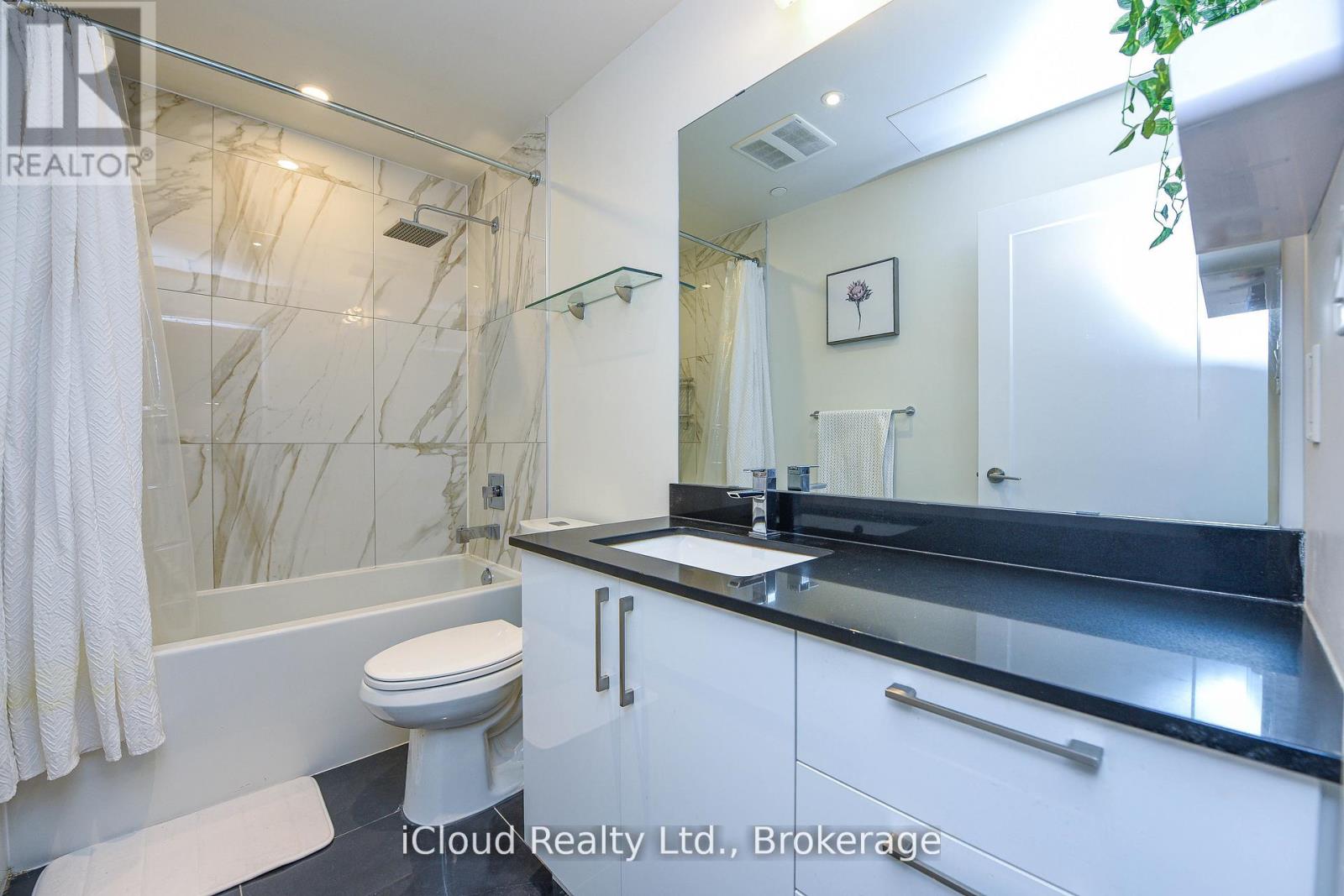 1015 - 576 Front Street W, Toronto, Ontario  M5V 0P8 - Photo 29 - C12603090