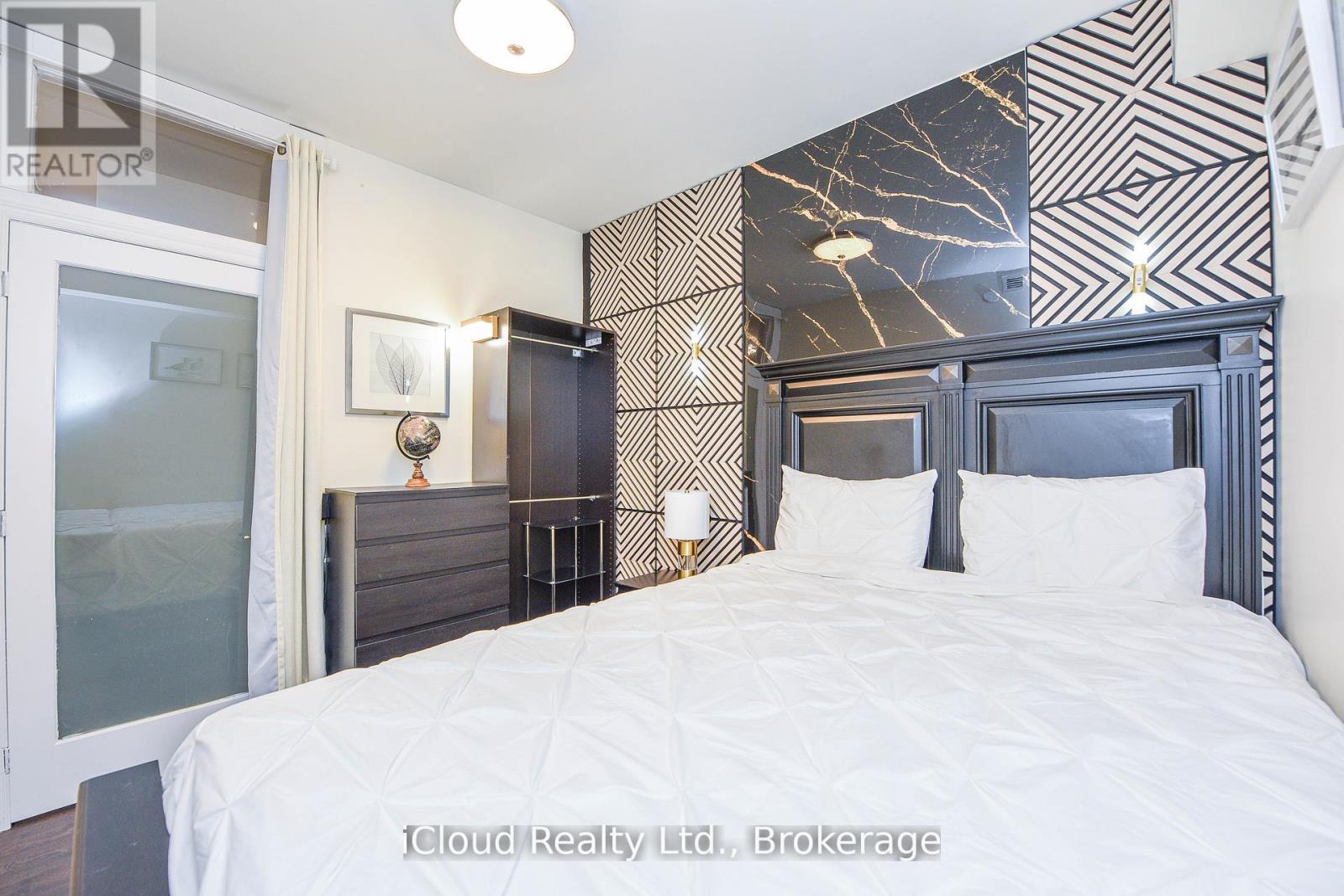 1015 - 576 Front Street W, Toronto, Ontario  M5V 0P8 - Photo 6 - C12603090