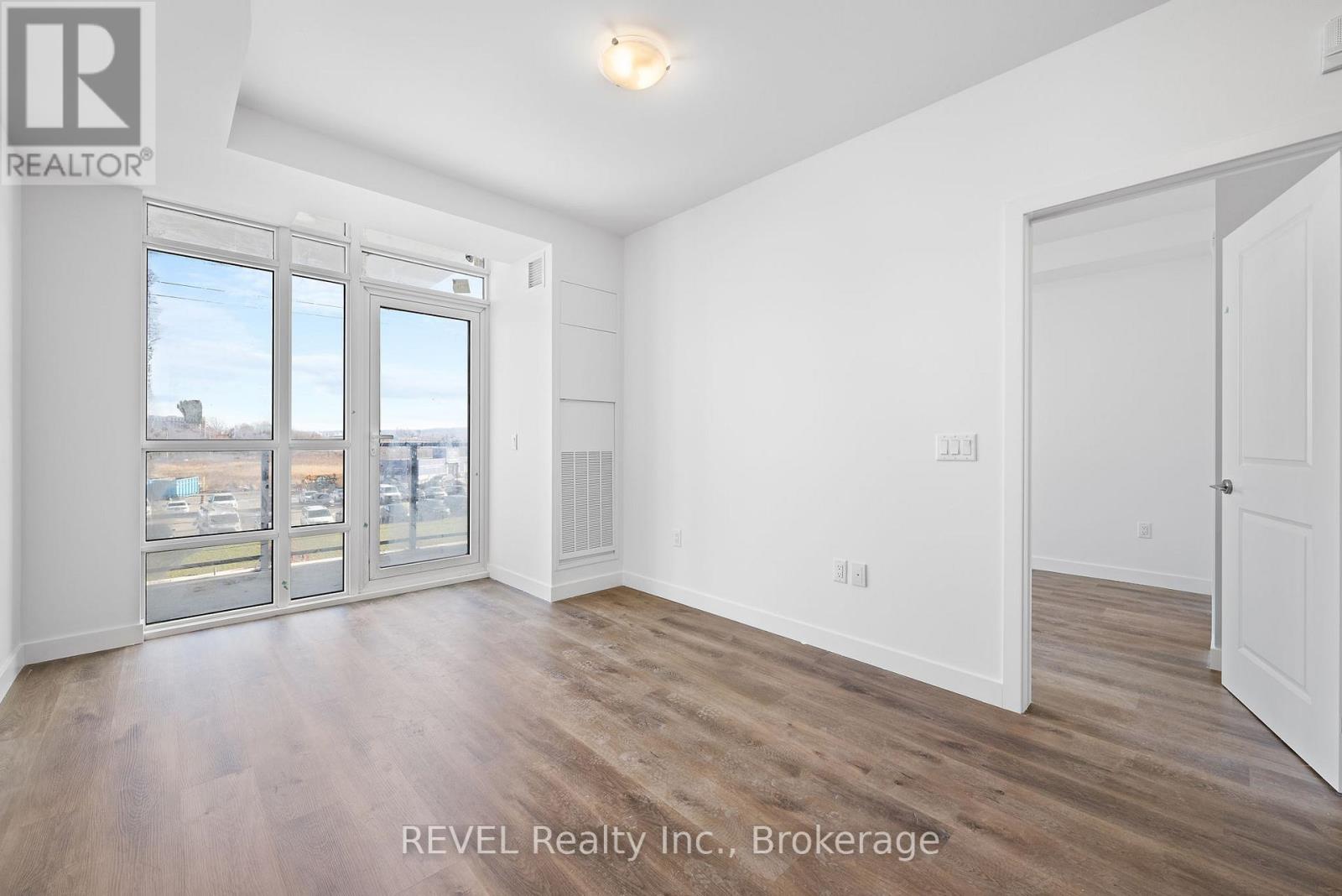 315 - 461 Green Road, Hamilton, Ontario  L8E 5B4 - Photo 11 - X12603140