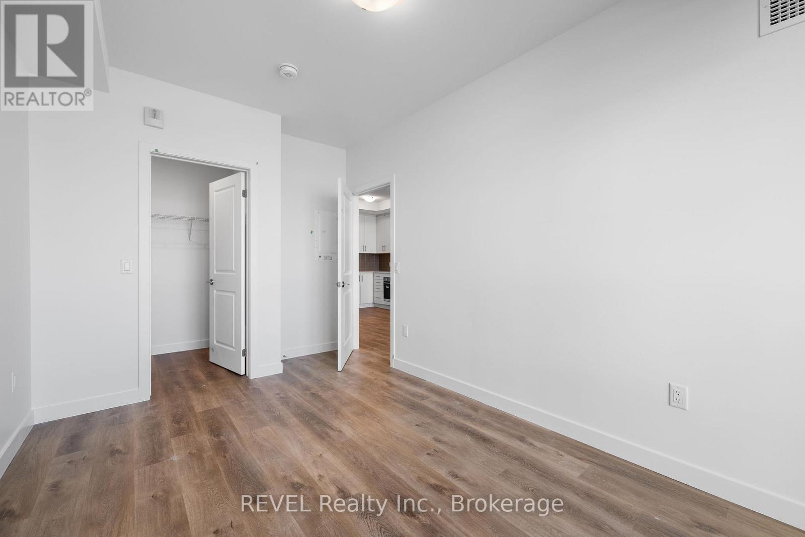 315 - 461 Green Road, Hamilton, Ontario  L8E 5B4 - Photo 17 - X12603140