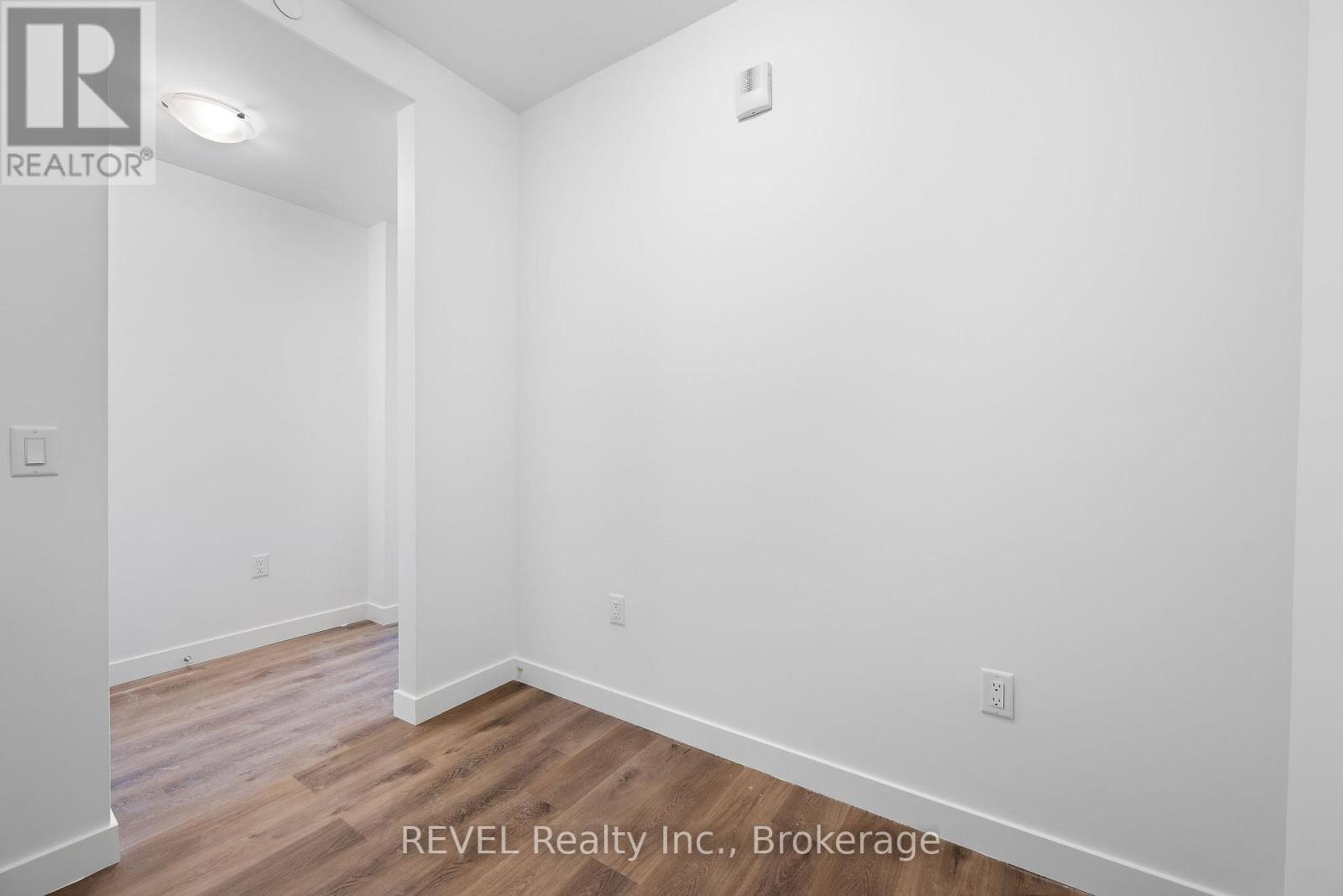 315 - 461 Green Road, Hamilton, Ontario  L8E 5B4 - Photo 19 - X12603140