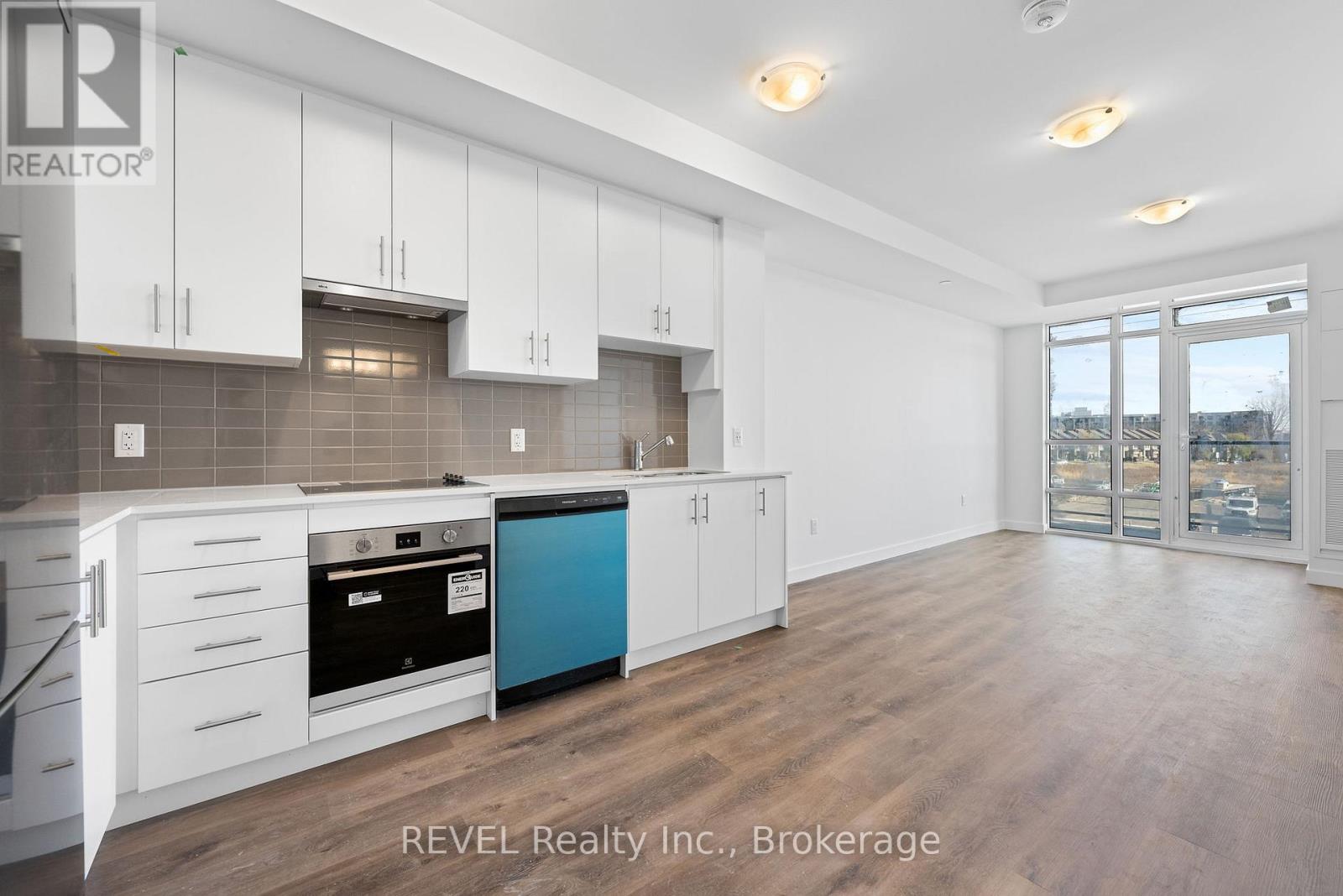 315 - 461 Green Road, Hamilton, Ontario  L8E 5B4 - Photo 6 - X12603140