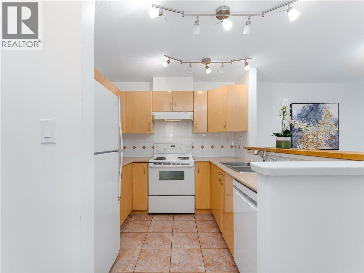 408 3083 W 4th Avenue, Vancouver, British Columbia V6K 1R5 - Photo 6 - R3072316