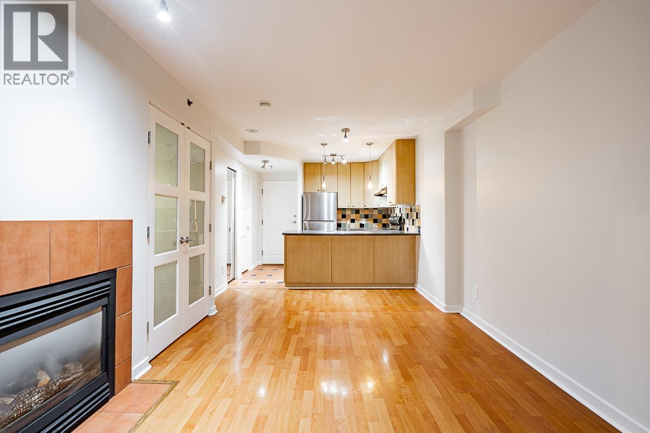 311 819 Hamilton Street, Vancouver, British Columbia  V6B 6M2 - Photo 11 - R3072337