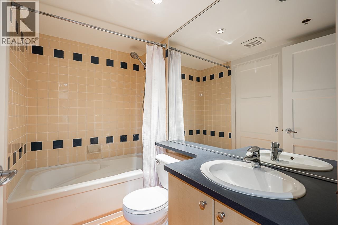 311 819 Hamilton Street, Vancouver, British Columbia  V6B 6M2 - Photo 28 - R3072337