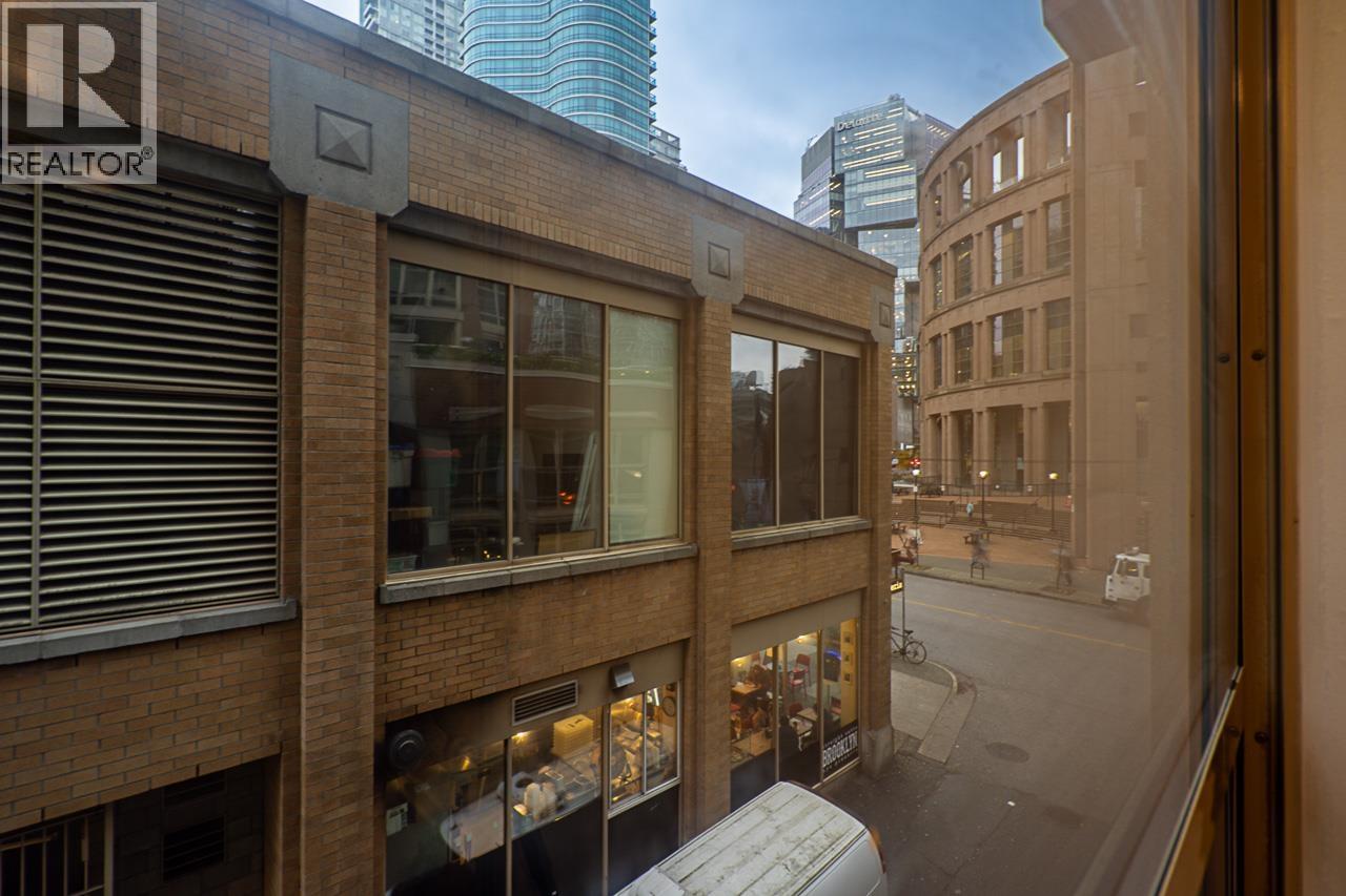 311 819 Hamilton Street, Vancouver, British Columbia  V6B 6M2 - Photo 32 - R3072337