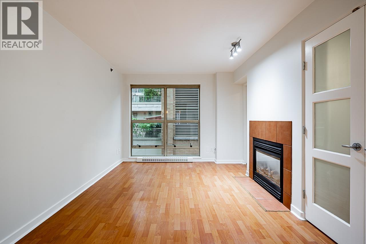 311 819 Hamilton Street, Vancouver, British Columbia  V6B 6M2 - Photo 8 - R3072337