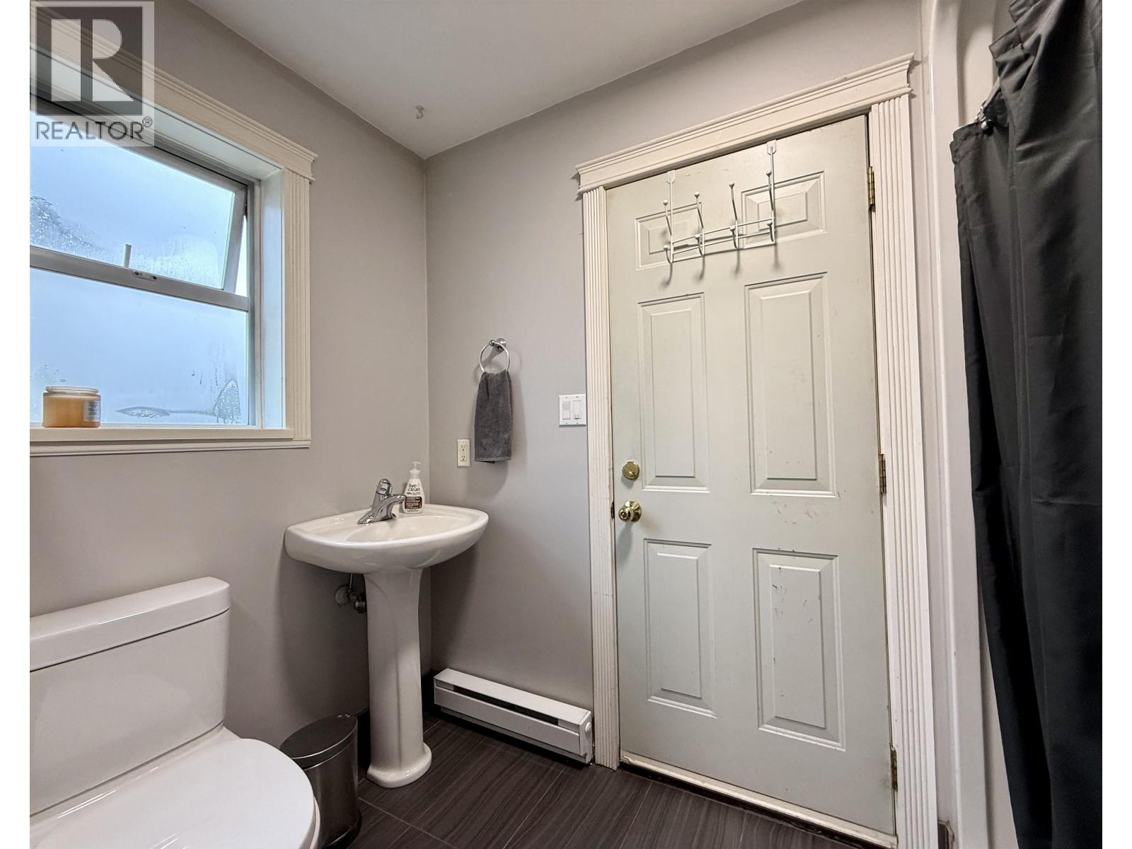 1510 Macdonald Place, Squamish, British Columbia  V0N 1H0 - Photo 23 - R3072349