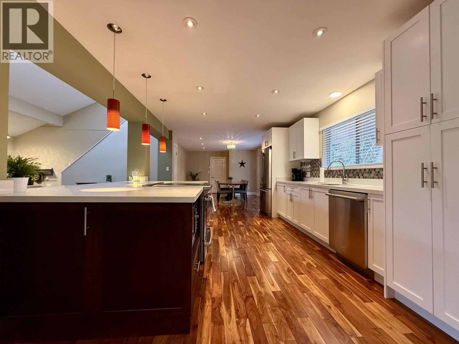 1510 Macdonald Place, Squamish, British Columbia  V0N 1H0 - Photo 5 - R3072349