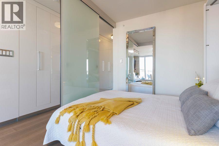 910 189 Keefer Street, Vancouver, British Columbia  V6A 0C8 - Photo 1 - R3072180