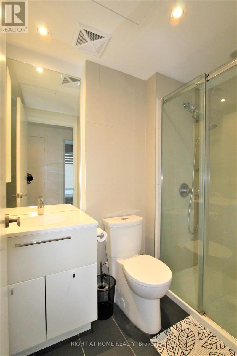 1405 - 15 Grenville Street, Toronto, Ontario  M4Y 0B9 - Photo 19 - C12603136