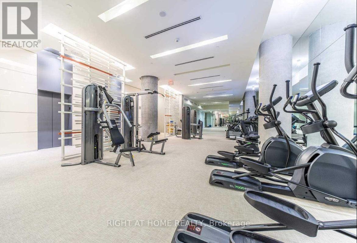 1405 - 15 Grenville Street, Toronto, Ontario  M4Y 0B9 - Photo 20 - C12603136