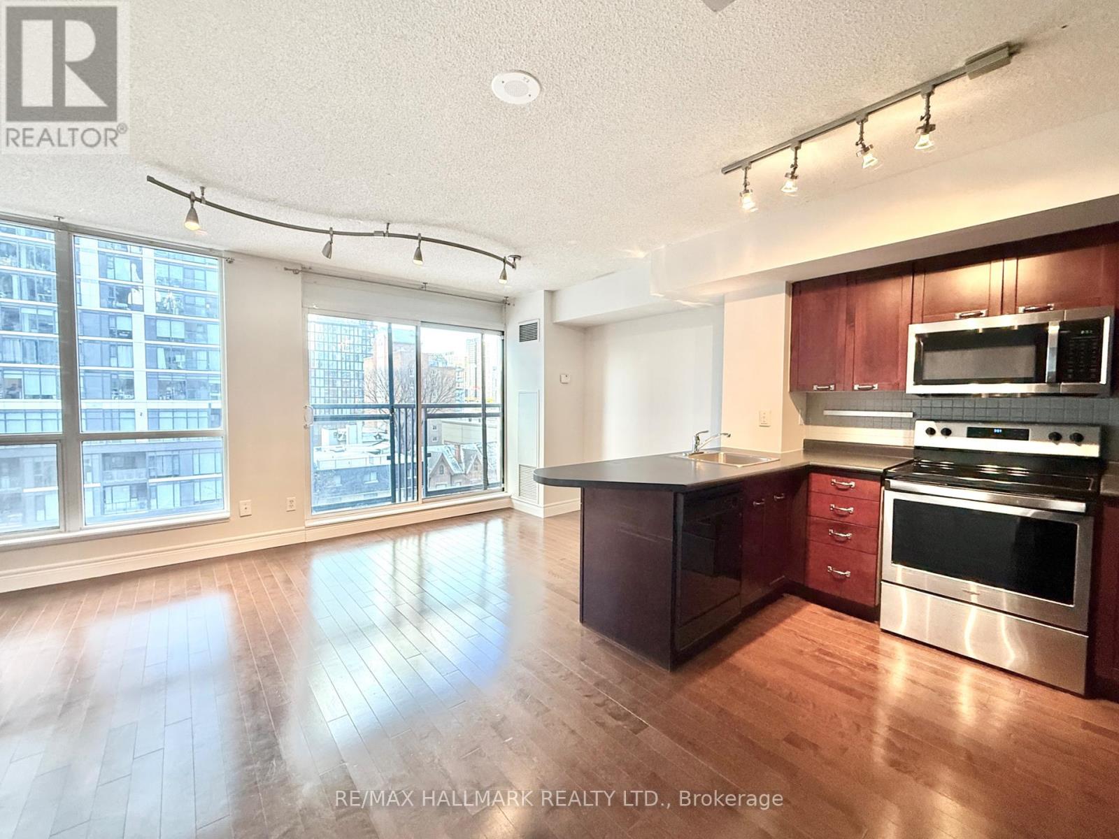 710 - 75 DALHOUSIE STREET, Toronto, Ontario