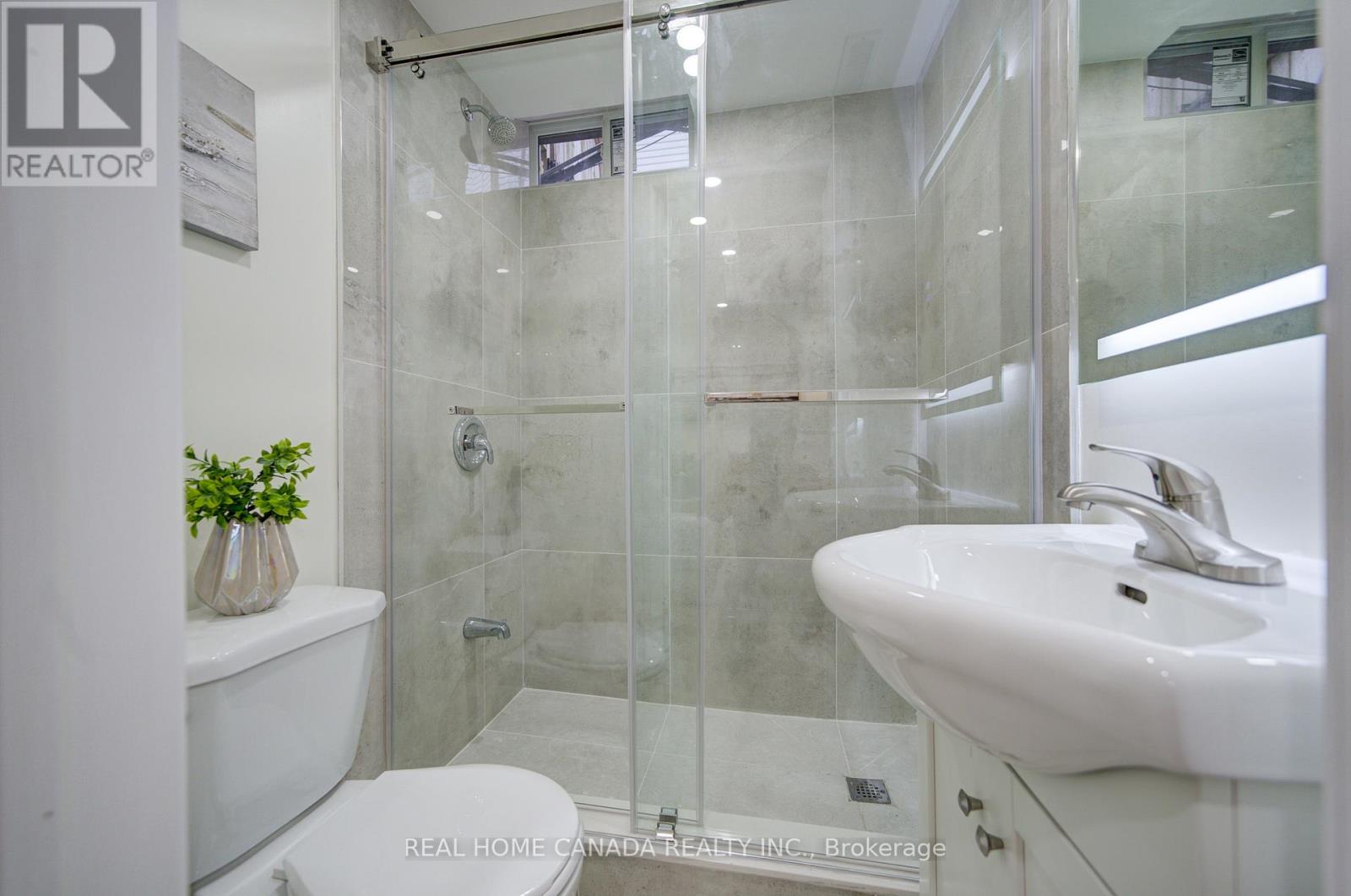 1088 Venus Crescent, Oshawa, Ontario  L1J 6E4 - Photo 40 - E12600224