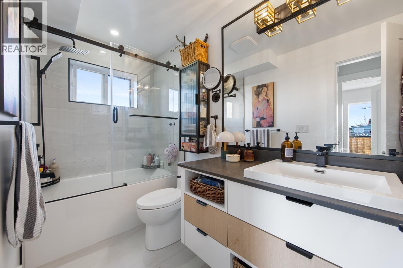 2558 Dundas Street, Vancouver, British Columbia  V5K 1P8 - Photo 15 - R3067424