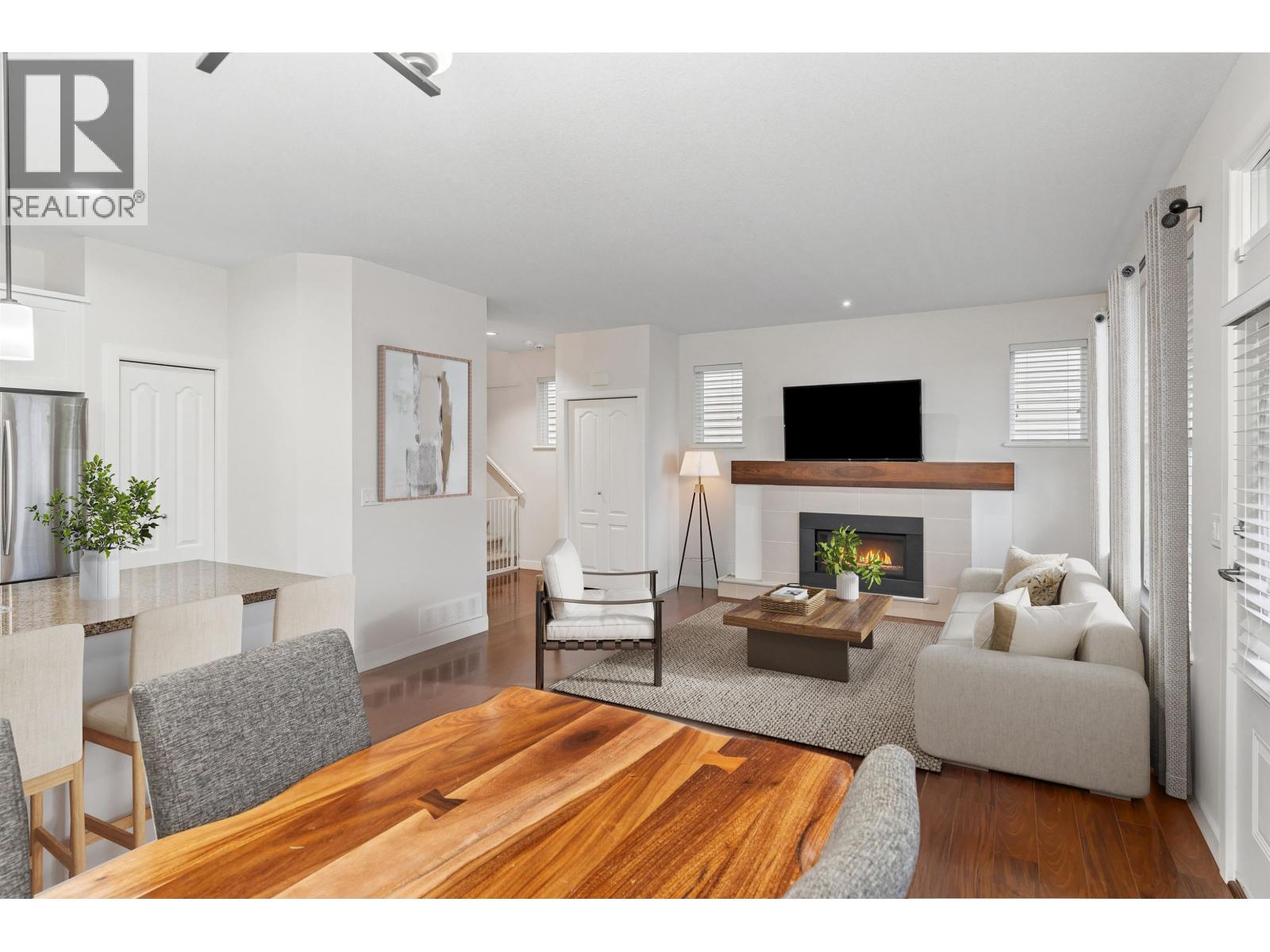 2 312 Casey Street, Coquitlam, British Columbia  V3K 0C6 - Photo 5 - R3072226