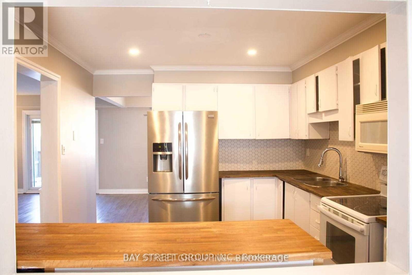 13 - 1550 Grosvenor Street, Oakville, Ontario  L6H 2Z1 - Photo 5 - W12603152