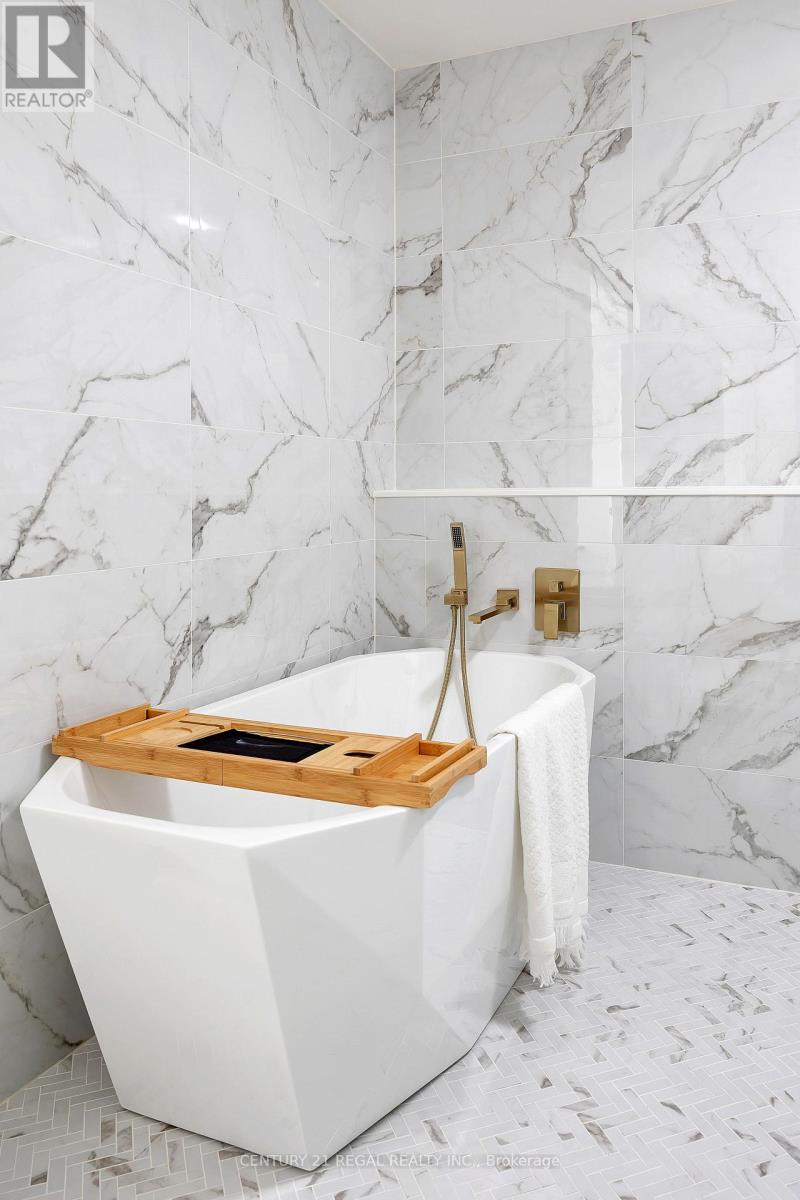 5535 Cedar Springs Road, Burlington, Ontario  L7P 0C2 - Photo 21 - W12603156