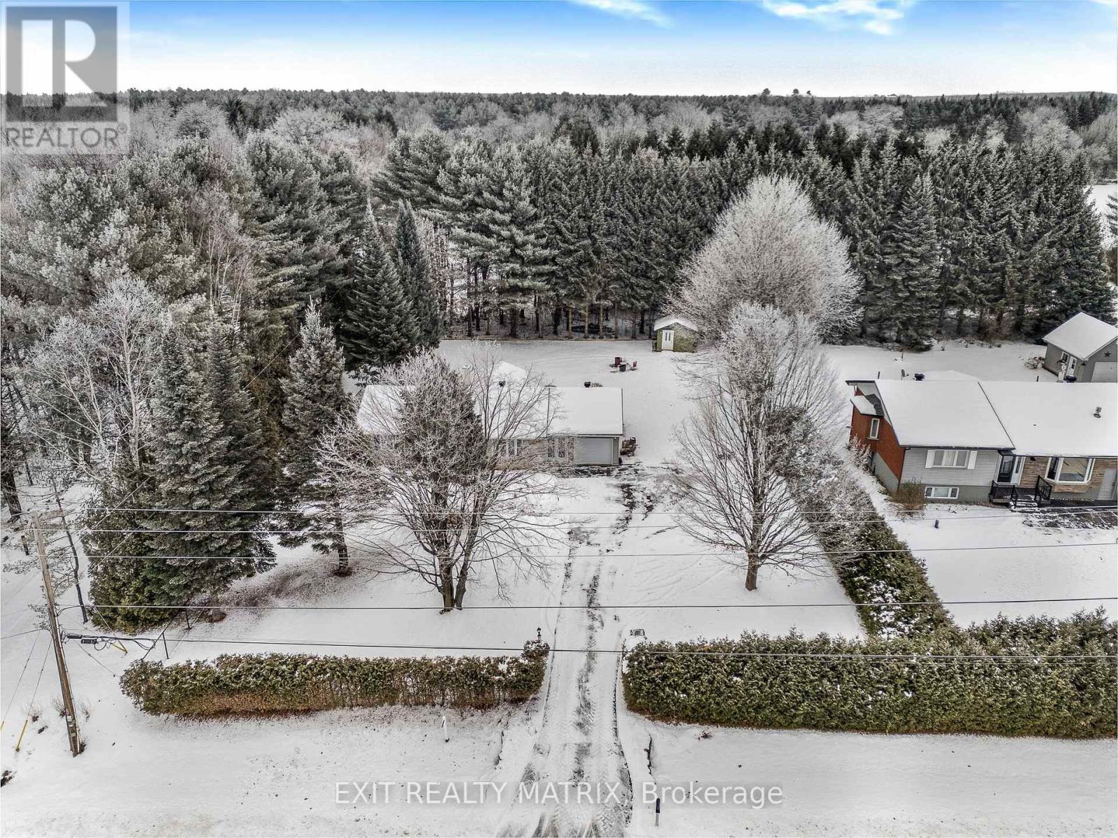 1261 Golf Road, East Hawkesbury, Ontario K6A 2R2 - Photo 34 - X12603196