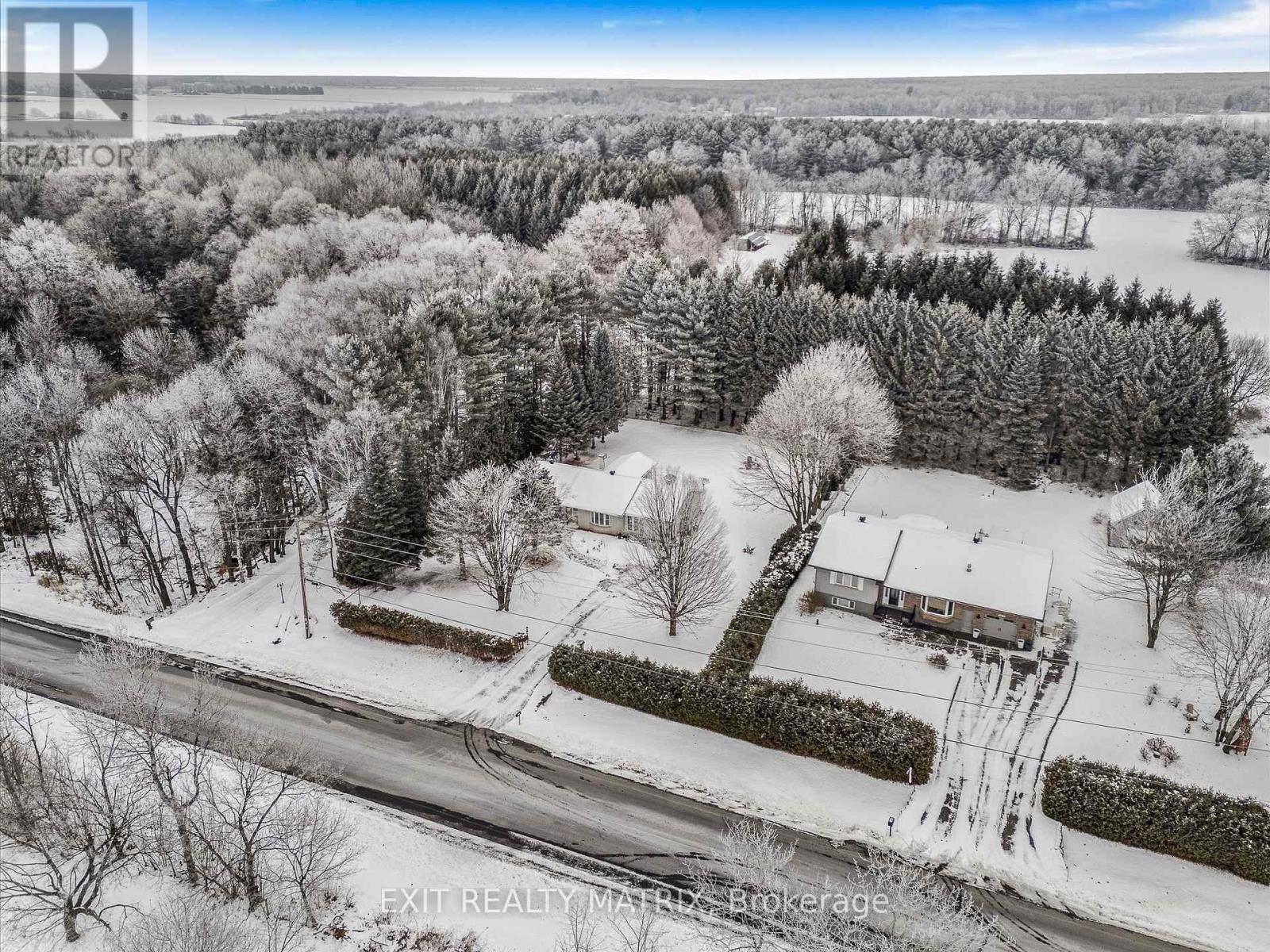 1261 Golf Road, East Hawkesbury, Ontario K6A 2R2 - Photo 35 - X12603196