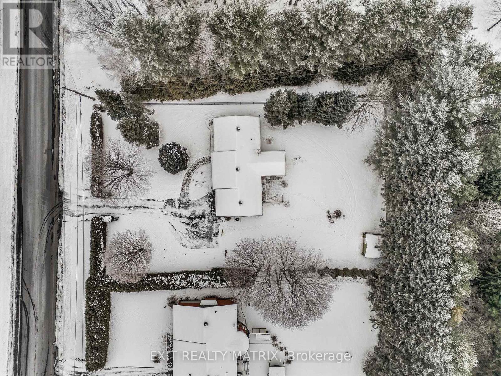 1261 Golf Road, East Hawkesbury, Ontario K6A 2R2 - Photo 36 - X12603196