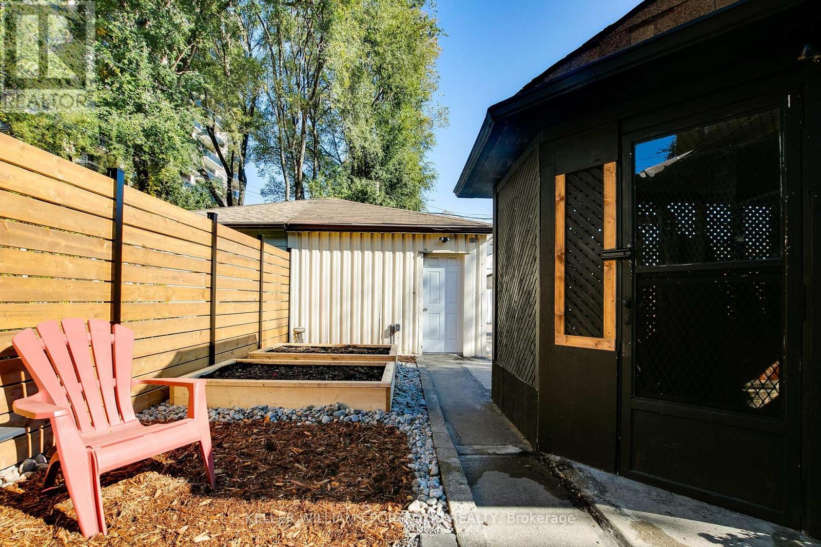 1 - 99 West Lodge Avenue, Toronto, Ontario  M6K 2T6 - Photo 16 - W12602932