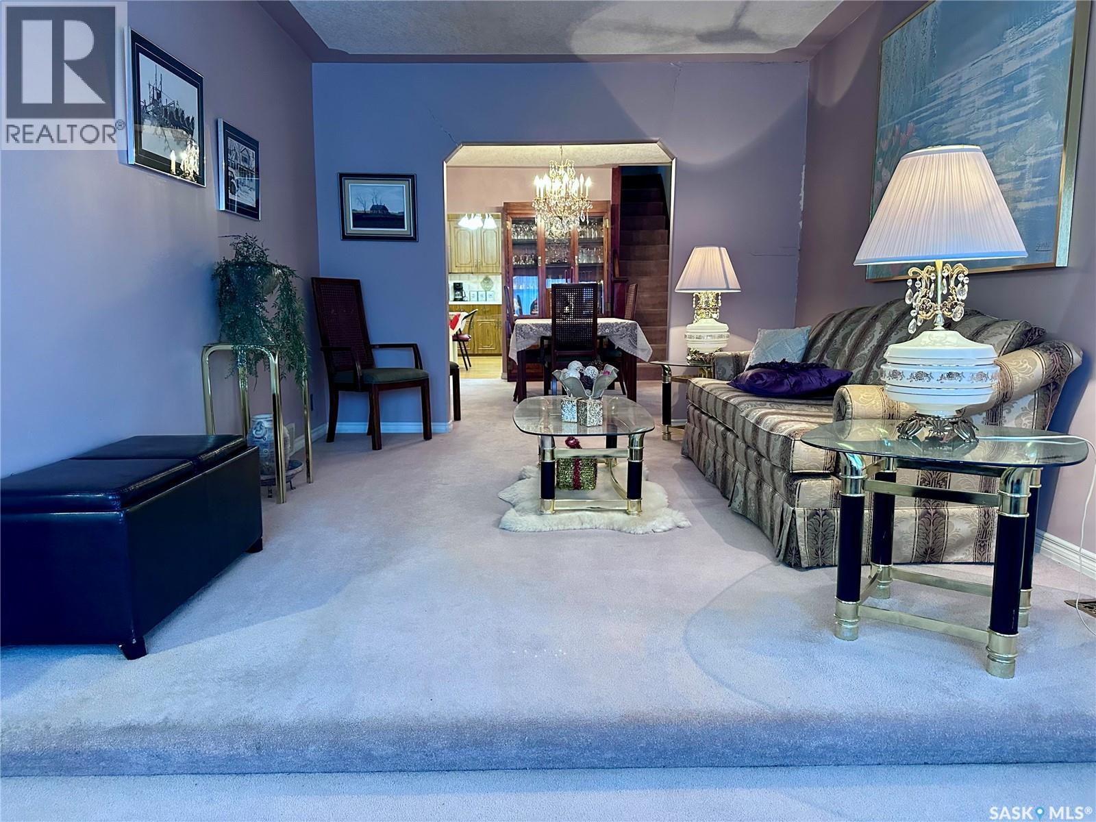 1925 Athol Street, Regina, Saskatchewan  S4T 3E4 - Photo 5 - SK025192