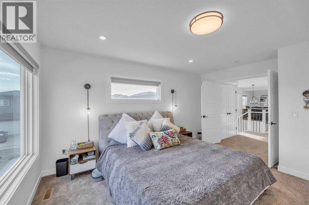 97 Baysprings Gardens Sw, Airdrie, Alberta  T4B 5C6 - Photo 36 - A2273187