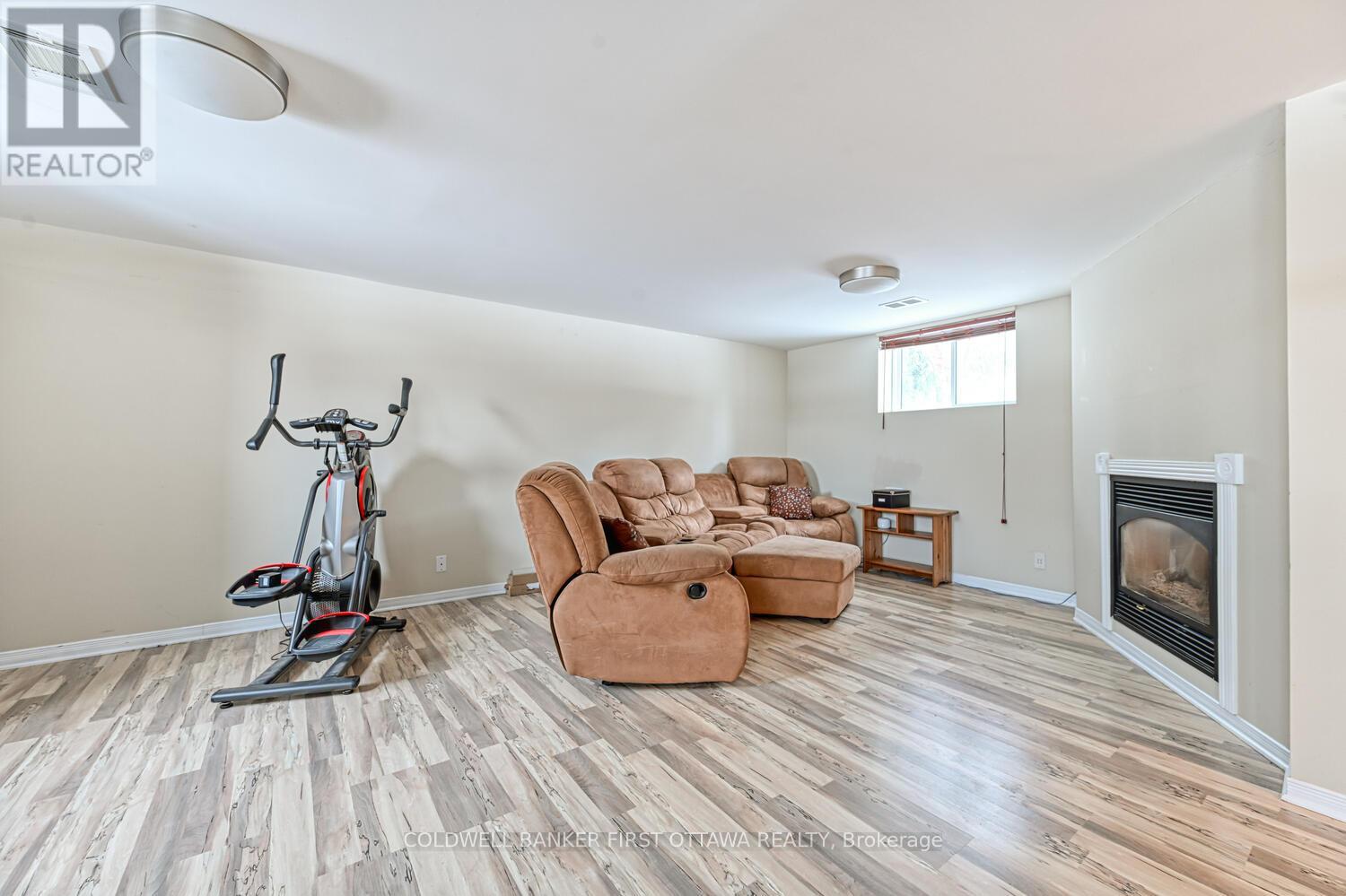 40 Fringewood Drive E, Ottawa, Ontario K2S 1V1 - Photo 26 - X12603184