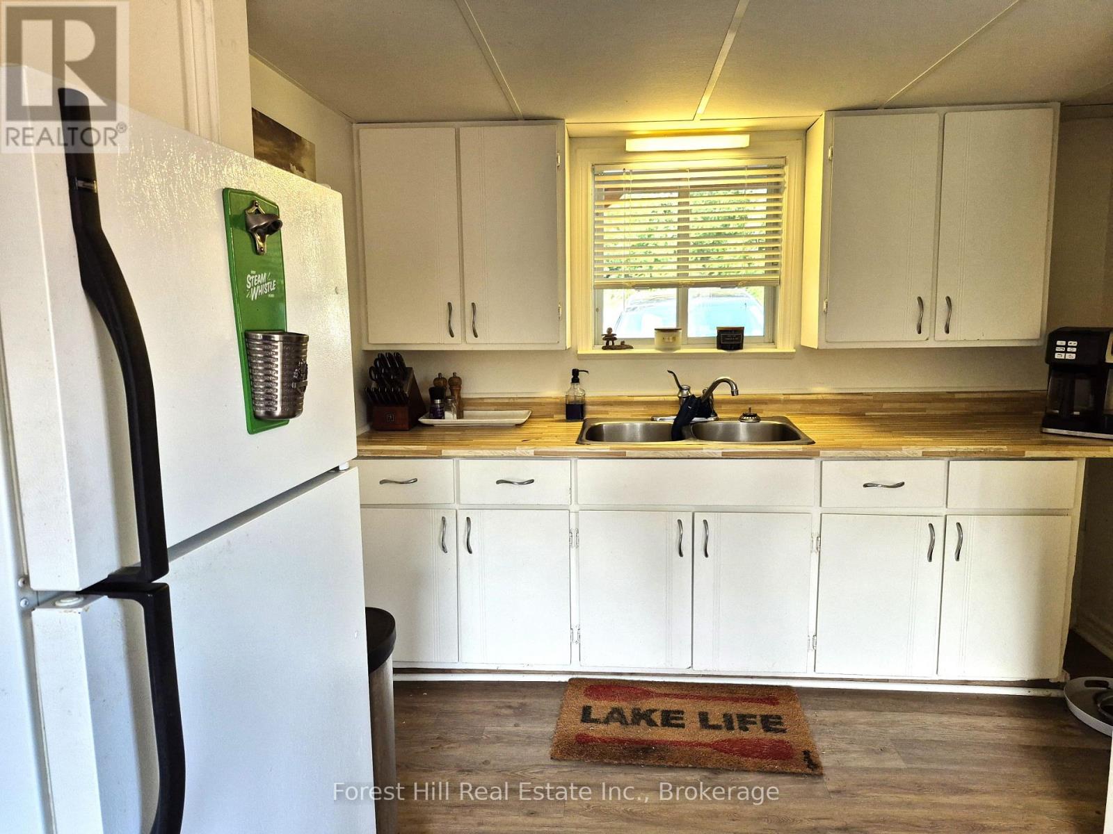 77 James Bay Junction Road S, Seguin, Ontario  P2A 0B2 - Photo 16 - X12453718