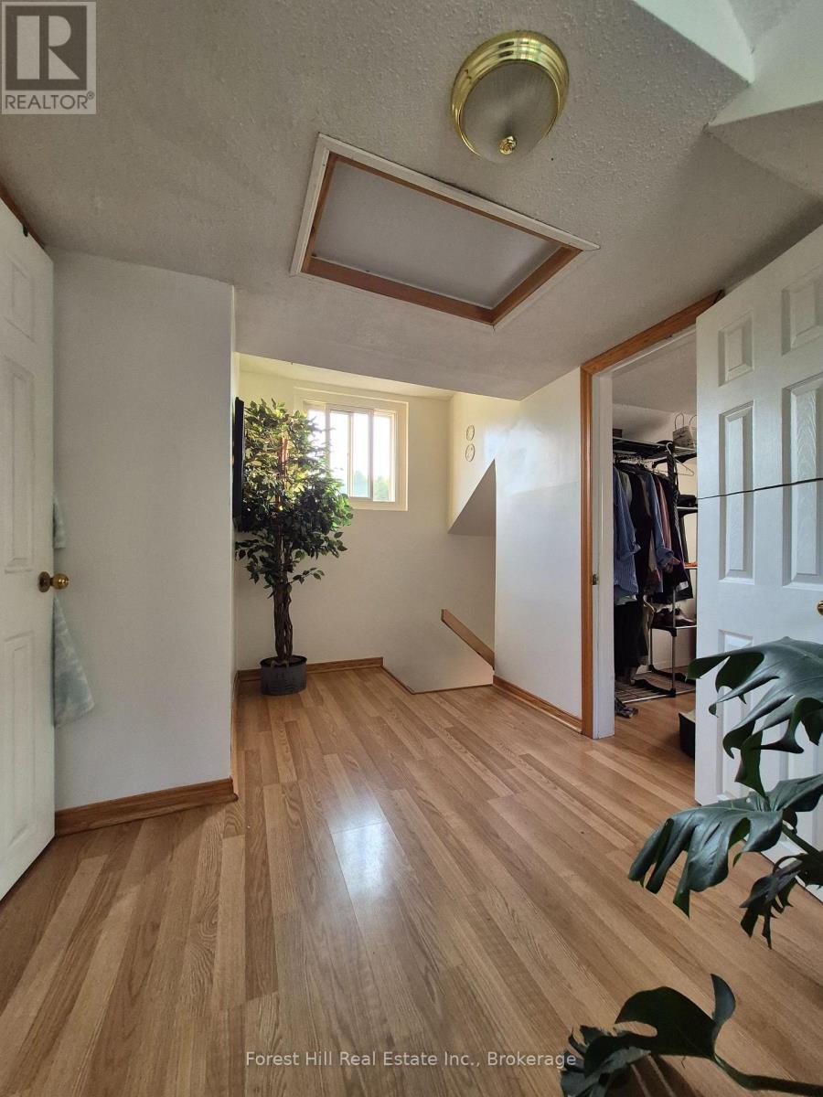 77 James Bay Junction Road S, Seguin, Ontario  P2A 0B2 - Photo 14 - X12453718