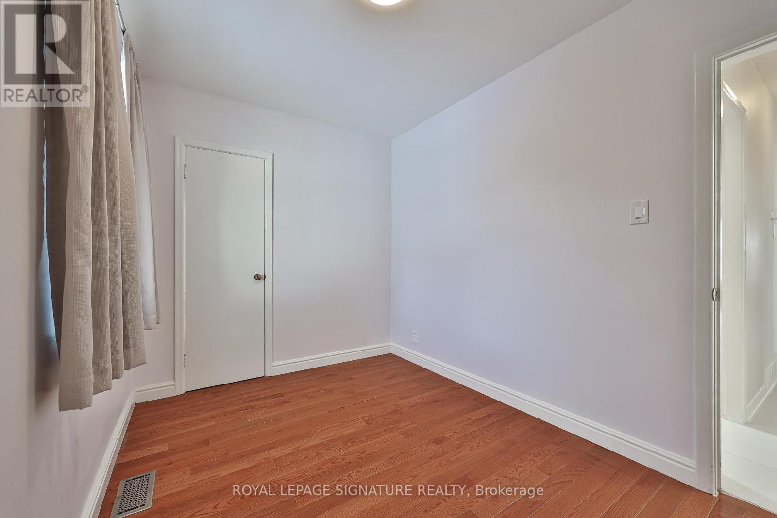 169 Norfolk Avenue, Richmond Hill, Ontario L4C 2C7 - Photo 17 - N12602312