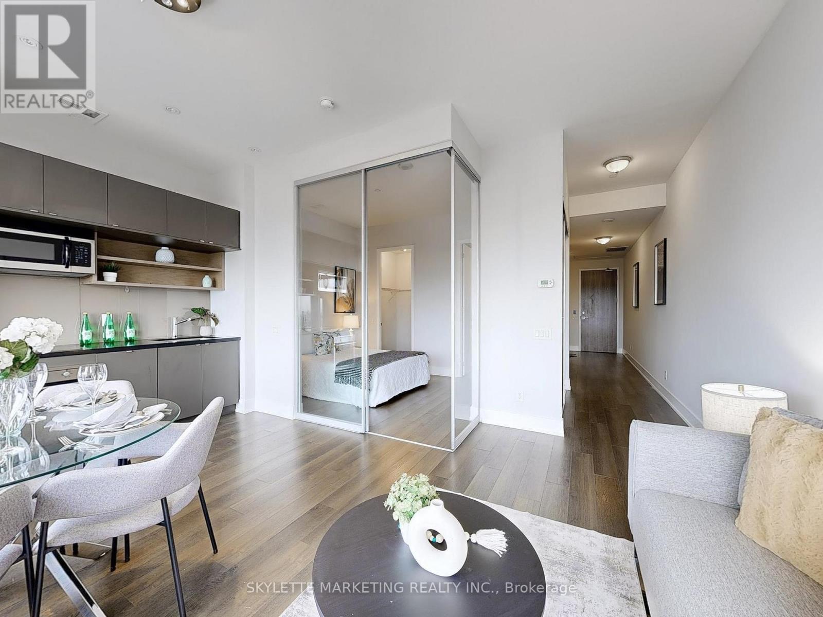 1128 - 111 St Clair Avenue W, Toronto, Ontario M4V 1N5 - Photo 14 - C12603206