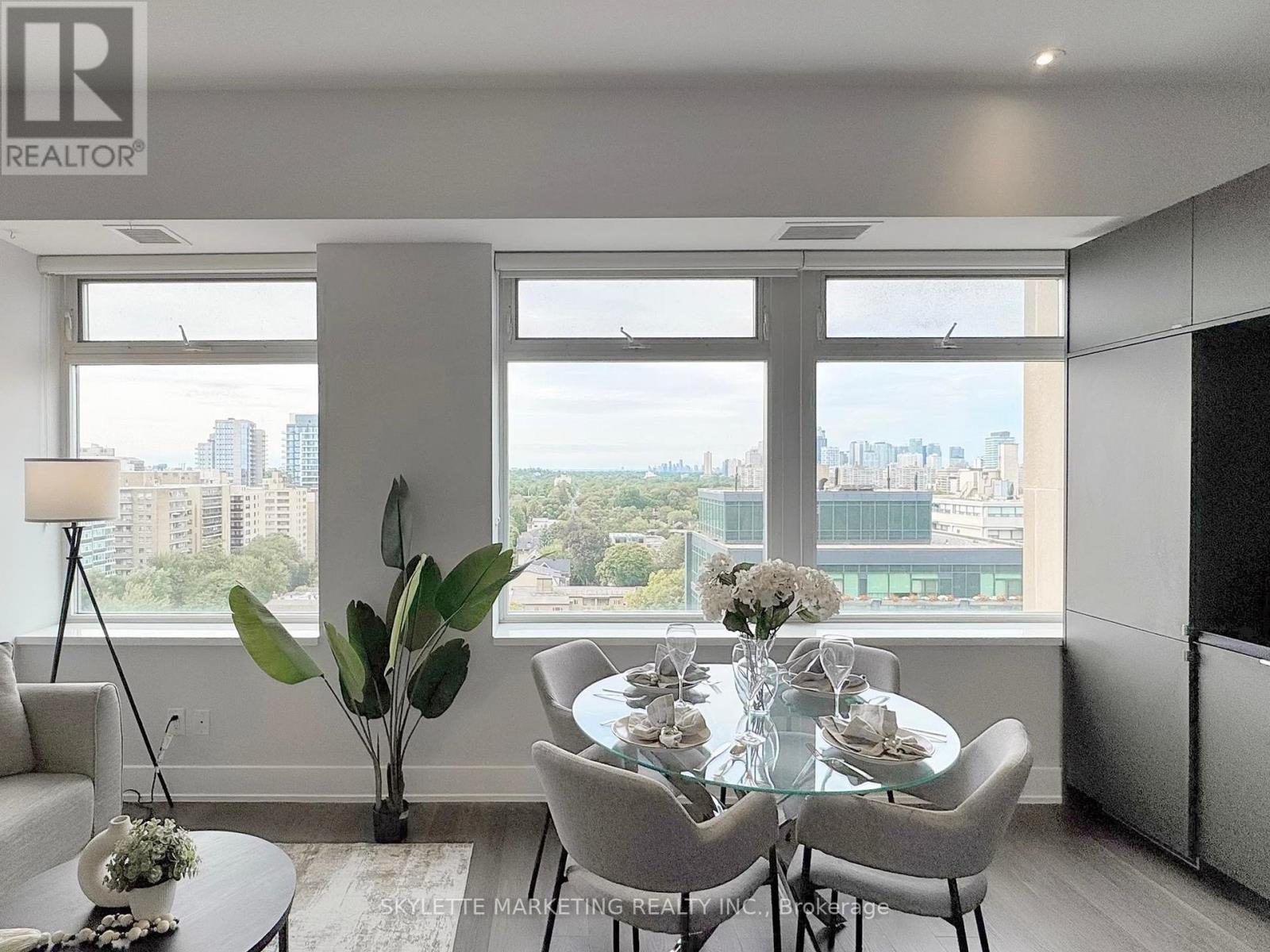 1128 - 111 St Clair Avenue W, Toronto, Ontario M4V 1N5 - Photo 18 - C12603206