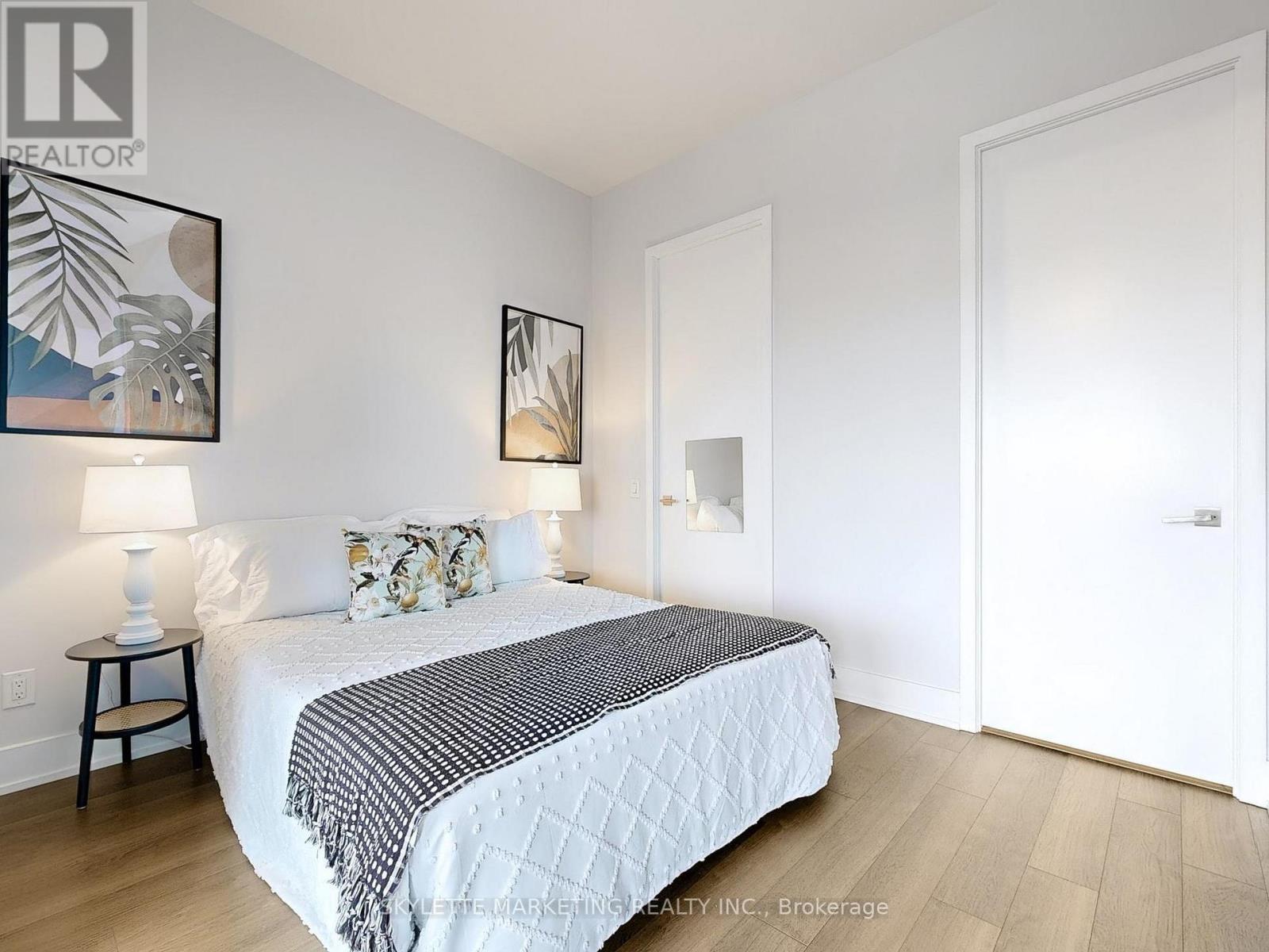 1128 - 111 St Clair Avenue W, Toronto, Ontario M4V 1N5 - Photo 22 - C12603206