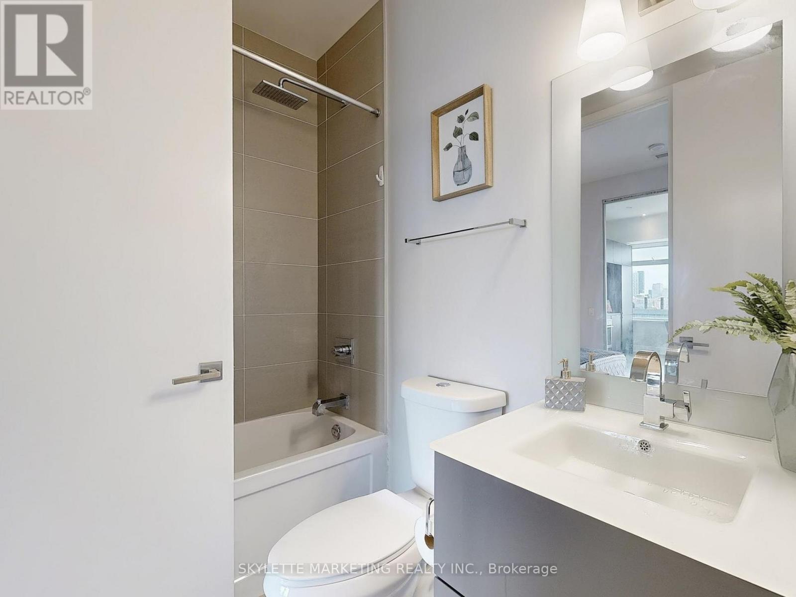 1128 - 111 St Clair Avenue W, Toronto, Ontario M4V 1N5 - Photo 26 - C12603206