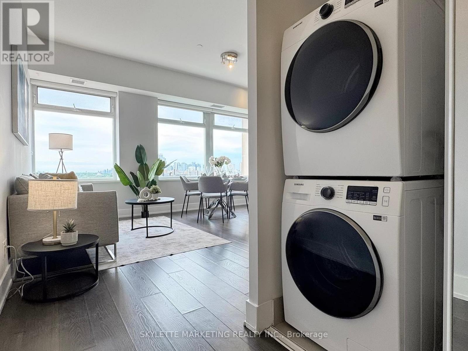 1128 - 111 St Clair Avenue W, Toronto, Ontario M4V 1N5 - Photo 27 - C12603206