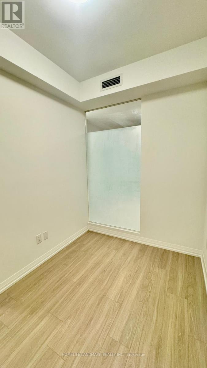 804 - 8 Widmer Street, Toronto, Ontario  M5V 0W6 - Photo 5 - C12603216