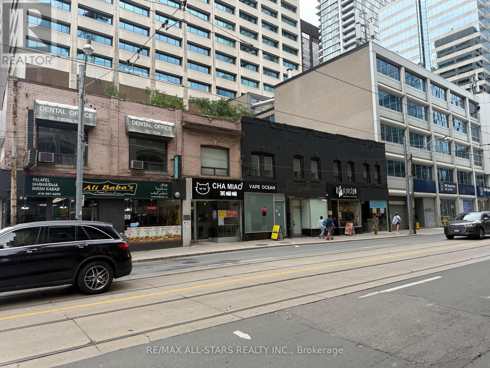 Unit A - 209 Dundas Street W, Toronto, Ontario  M5G 1C8 - Photo 8 - C12590374