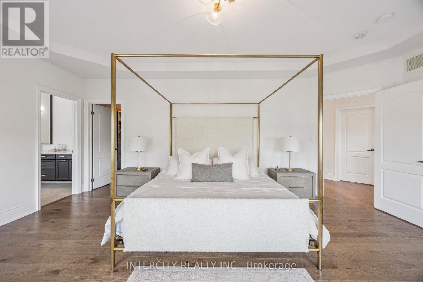 8 Larkin Avenue, King, Ontario  L7B 0N8 - Photo 27 - N12603220