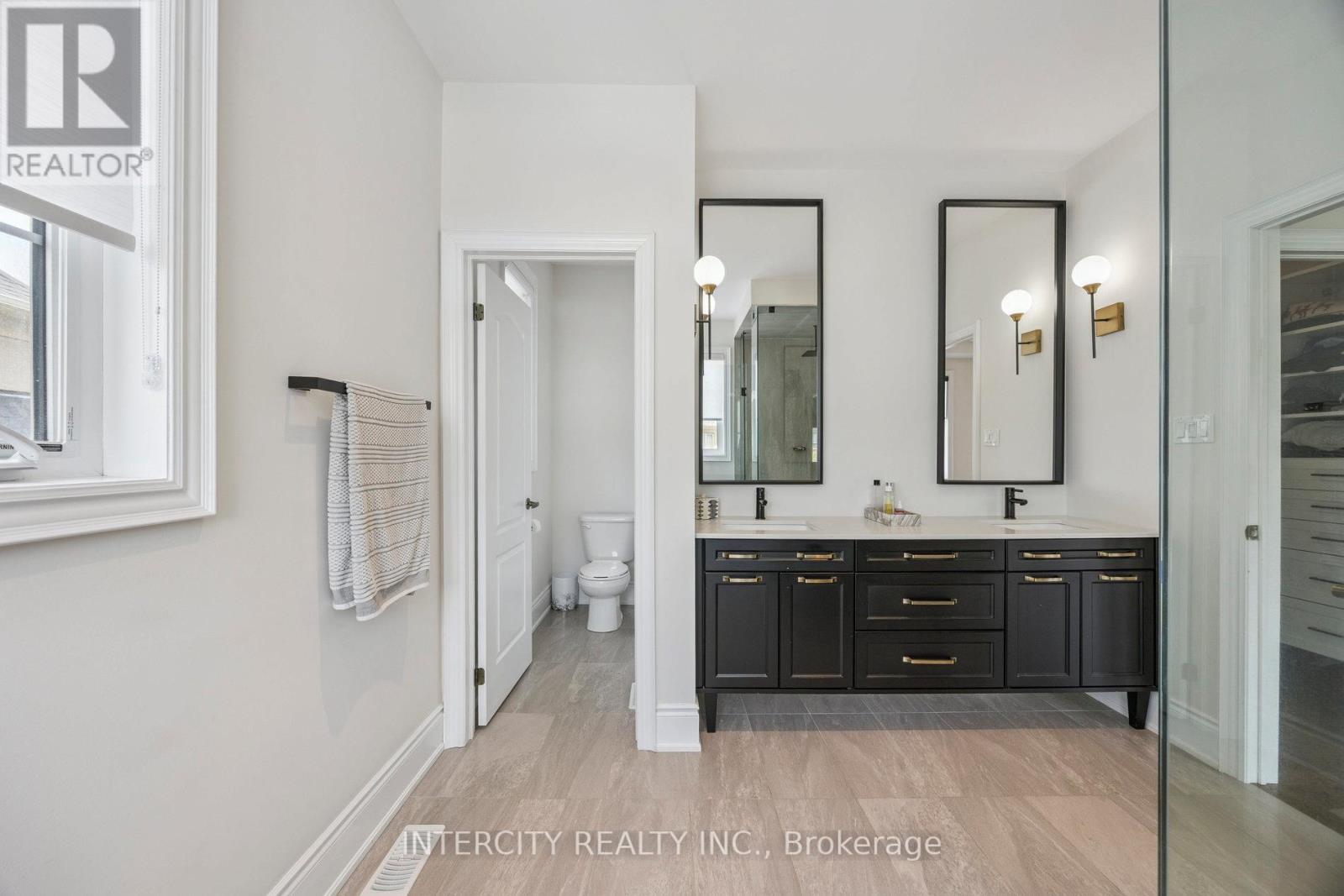 8 Larkin Avenue, King, Ontario  L7B 0N8 - Photo 28 - N12603220