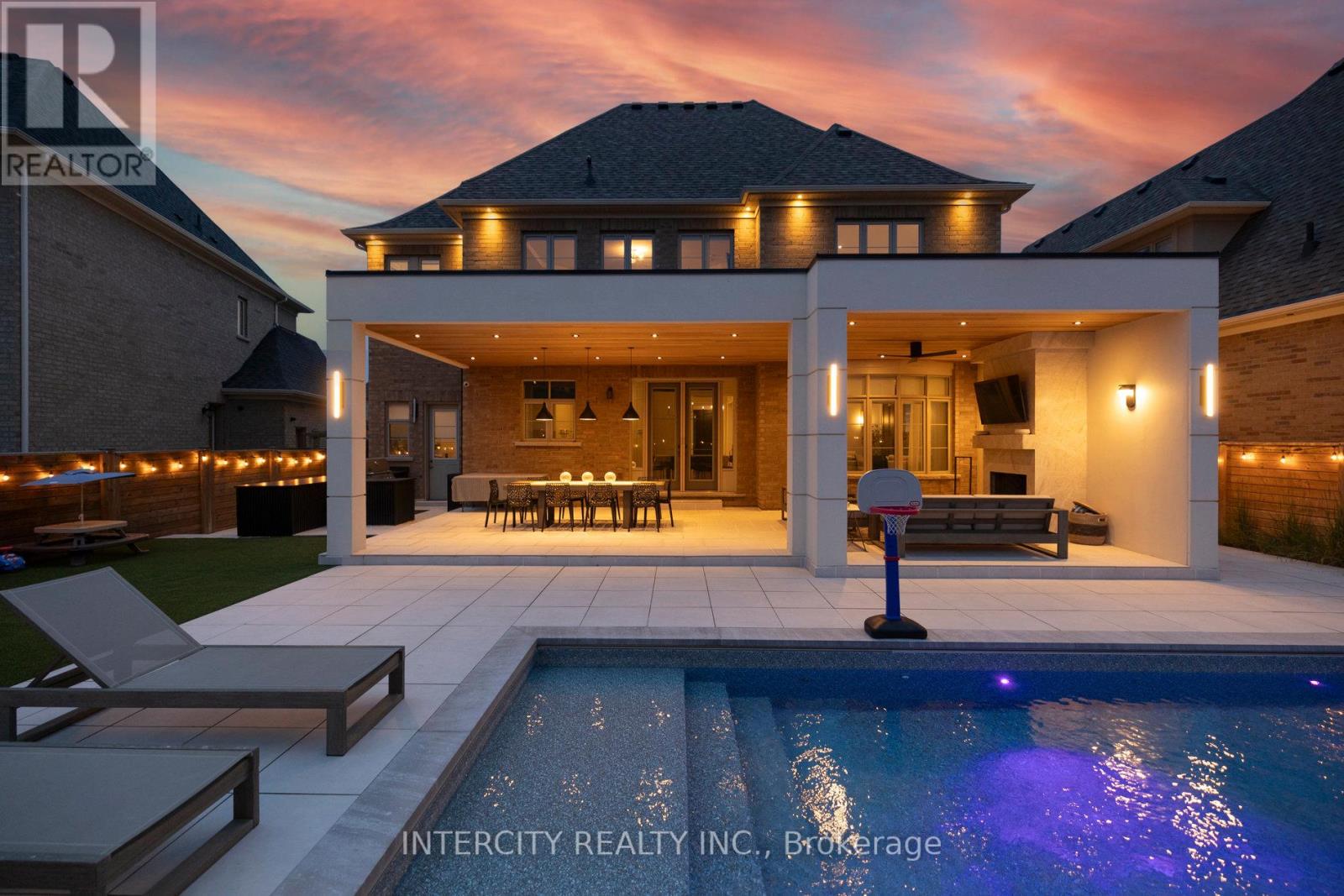 8 Larkin Avenue, King, Ontario  L7B 0N8 - Photo 4 - N12603220