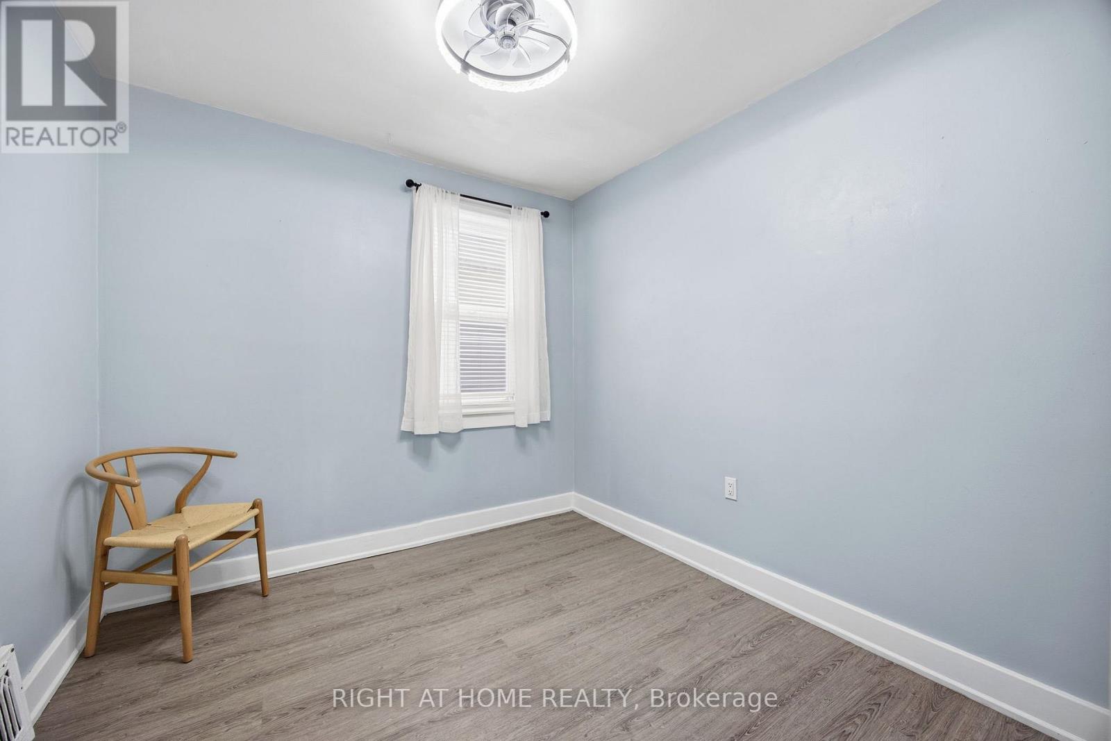 47 Ronald Avenue, Toronto, Ontario  M6E 4M8 - Photo 15 - W12603190