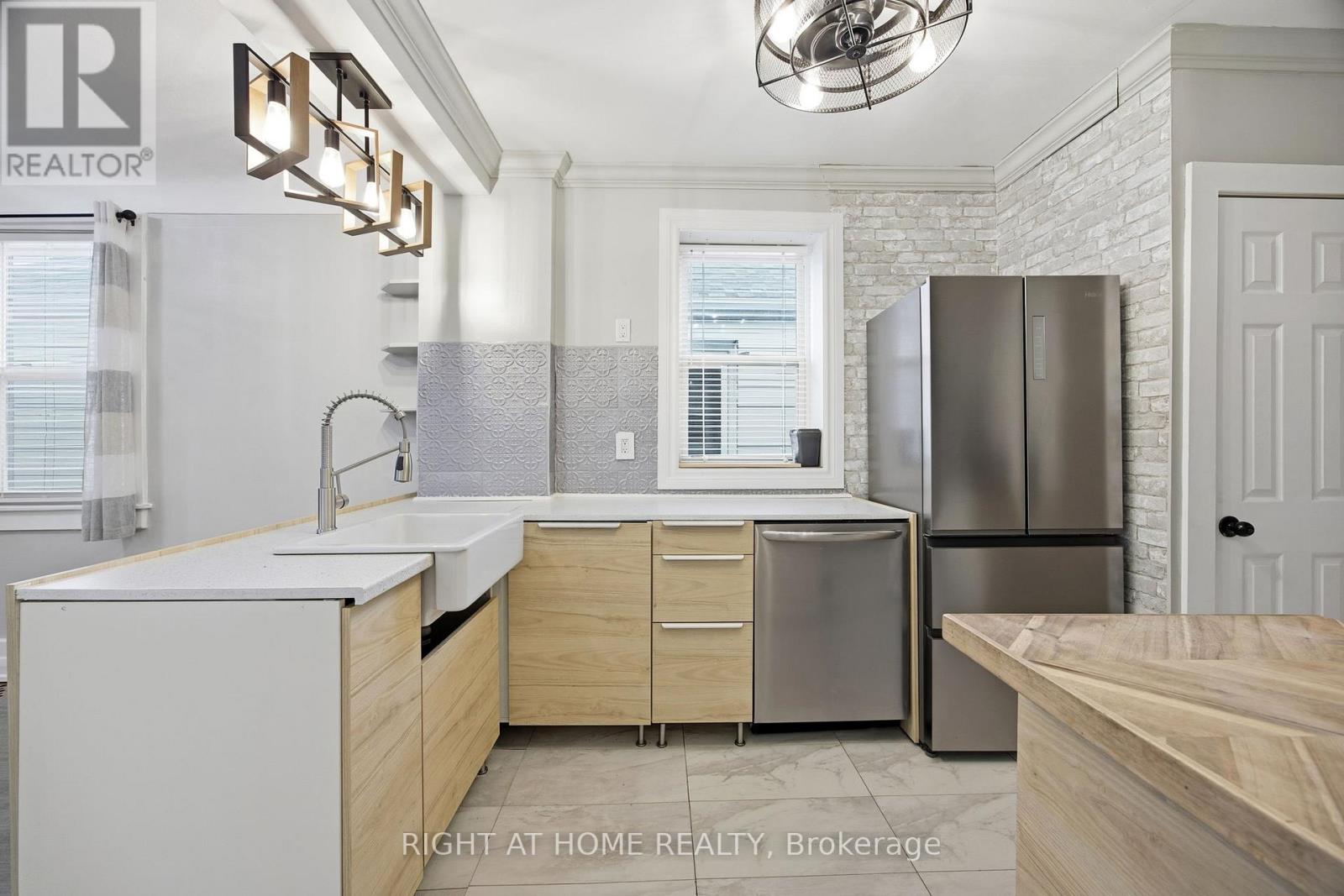 47 Ronald Avenue, Toronto, Ontario  M6E 4M8 - Photo 8 - W12603190