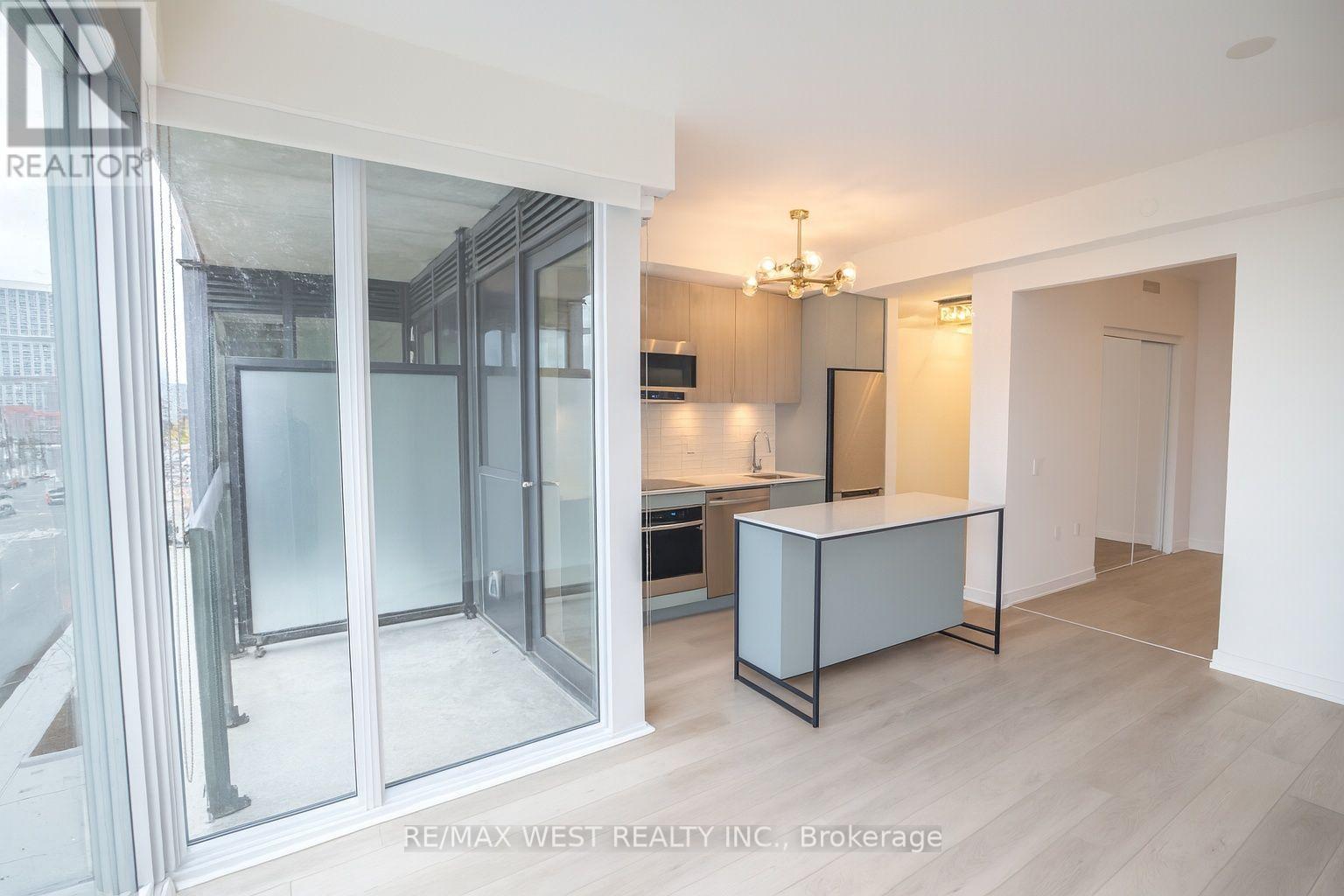 307 - 6 Chartwell Road, Toronto, Ontario  M8Z 4E8 - Photo 12 - W12603214