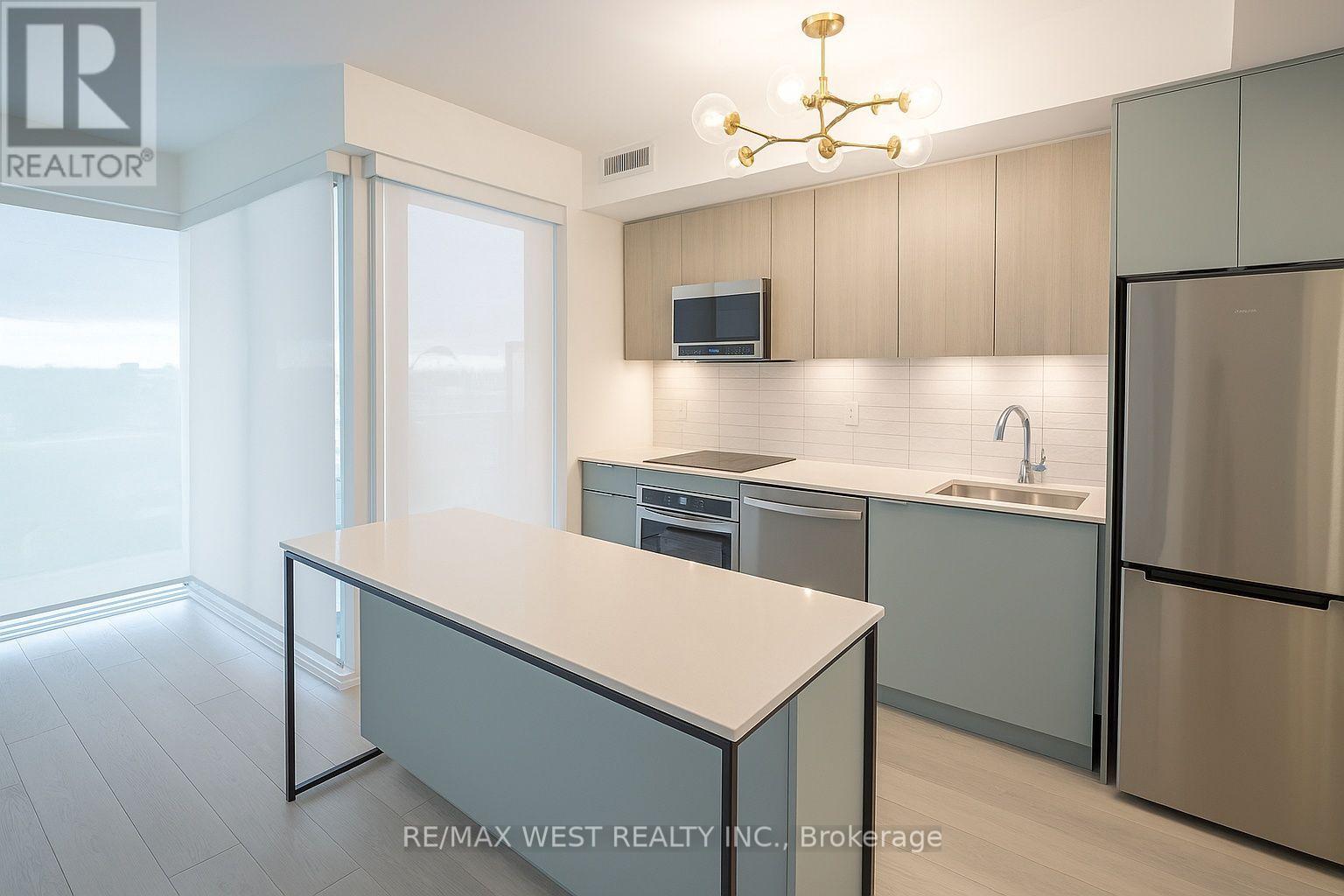 307 - 6 Chartwell Road, Toronto, Ontario  M8Z 4E8 - Photo 9 - W12603214